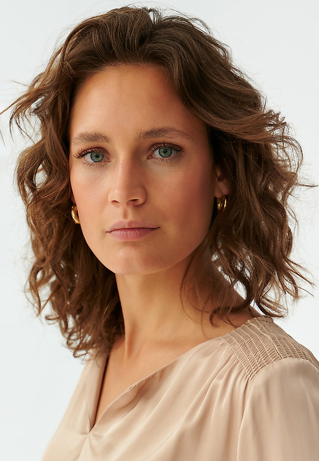 HÖLGYEK ELEGÁNS BLÚZ ELENA HÖLGYEK ELEGÁNS BLÚZ ELENA BÉZS 4