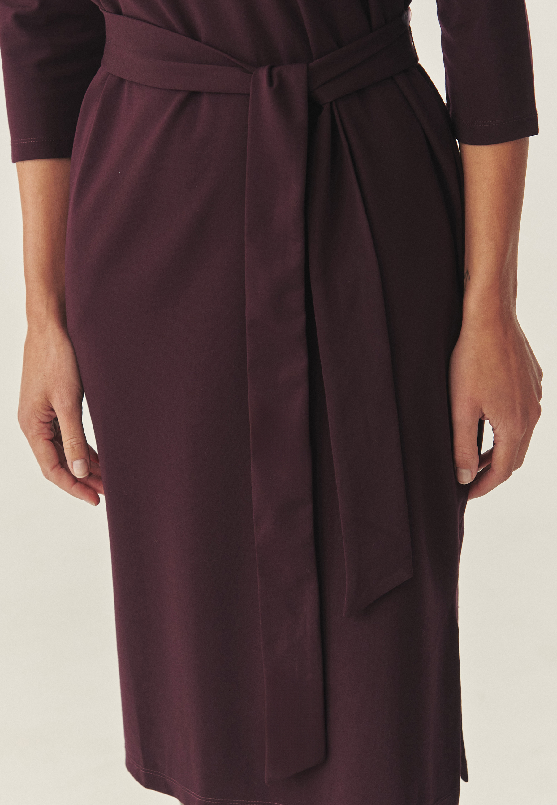 PLETENA OBLEKA S PASOM ZA ZAVEZOVANJE - COLE VIJOLIČNA 2