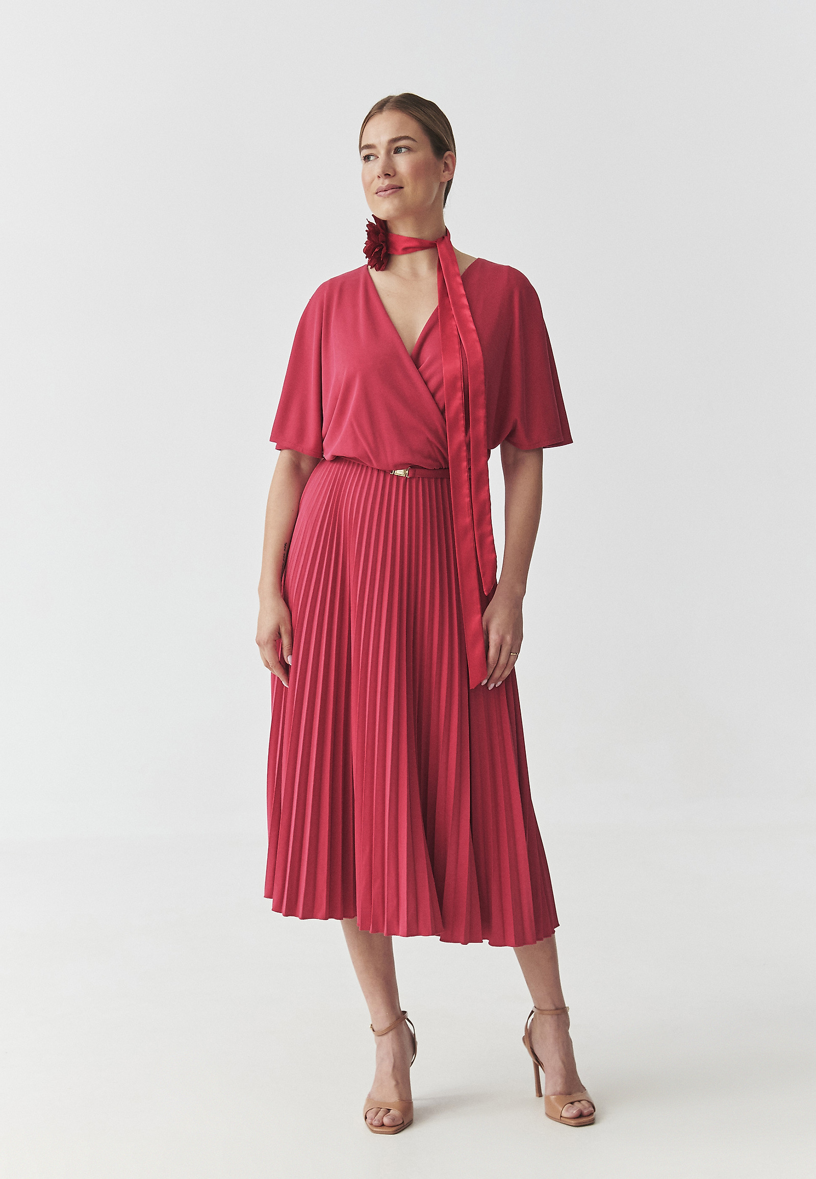 FUCHSIA RÁFELT DRESSZ - GALIJA FUCHSIA RÁFELT DRESSZ - GALIJA PIROS 109113