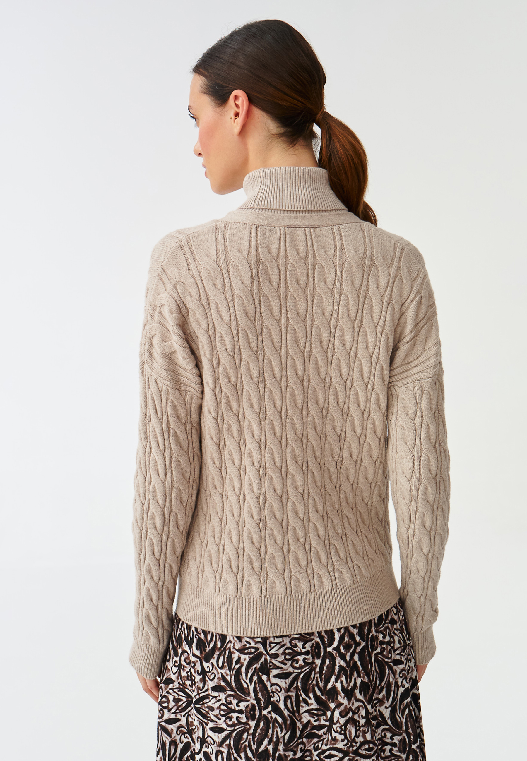 DÁMSKÝ SVETR SE ZAPÍNÁNÍM NA KNOFLÍKY WENWO BÉŽOVÁ 2