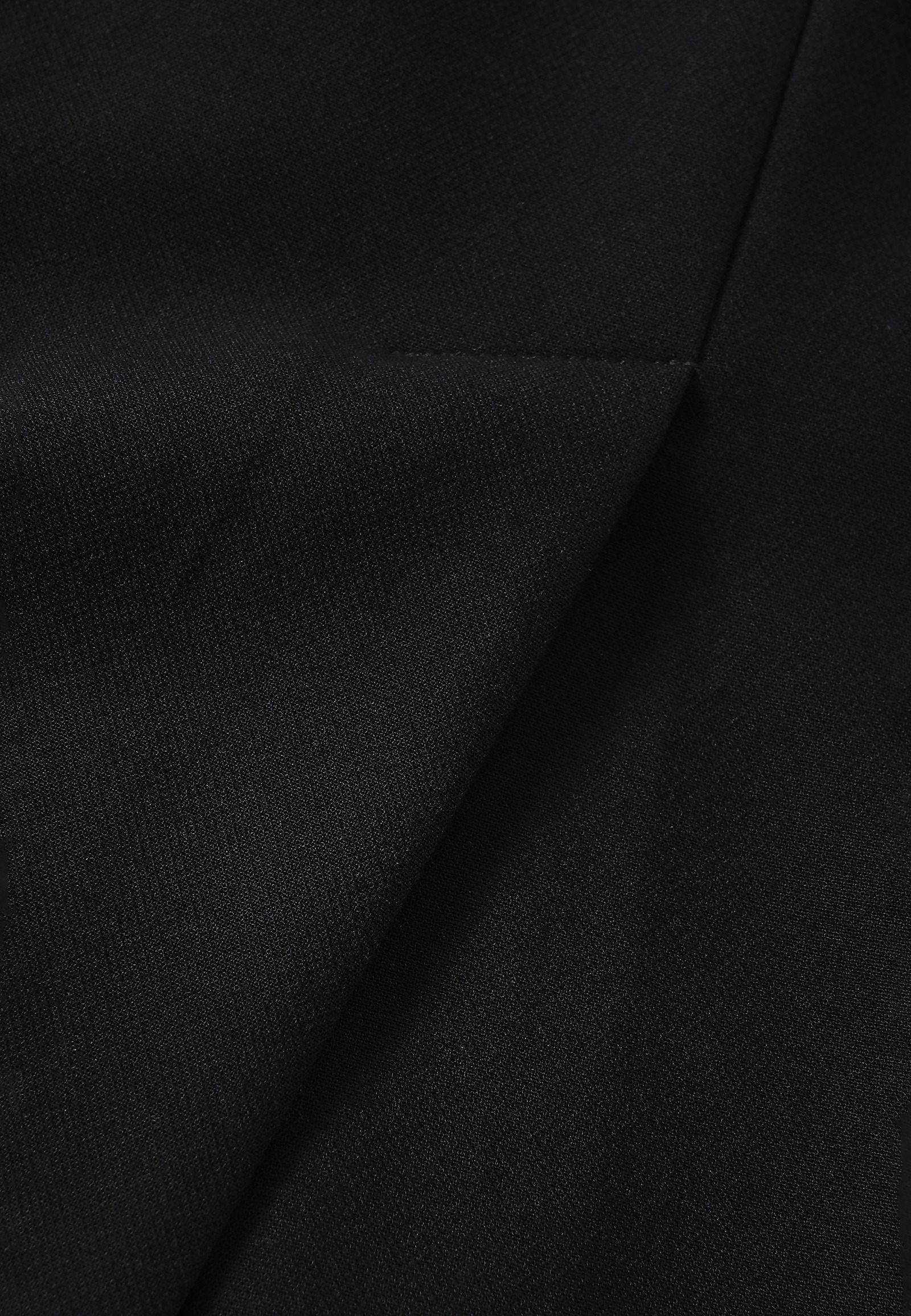 ELEGANTNO ŽENSKO KRILO SVINČNIK - MONO 1 ELEGANTNO ŽENSKO KRILO SVINČNIK - MONO 1 ČRNA 106324