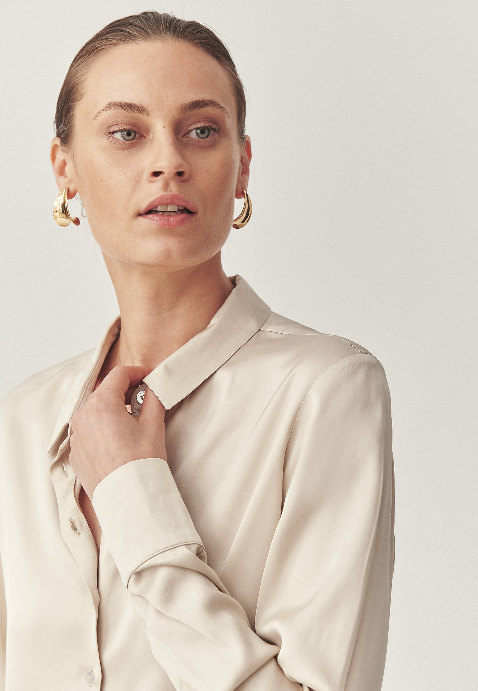 SATIN VISCOSE SHIRT - NIKA 1 SATIN VISCOSE SHIRT - NIKA 1 BEIGE 114762