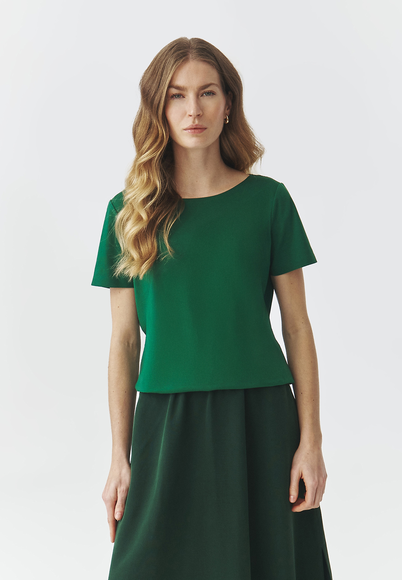 ŽENSKA PLETENA BLUZA S KRATKIMI ROKAVI - MIKAJA ŽENSKA PLETENA BLUZA S KRATKIMI ROKAVI - MIKAJA ZELENA 106418