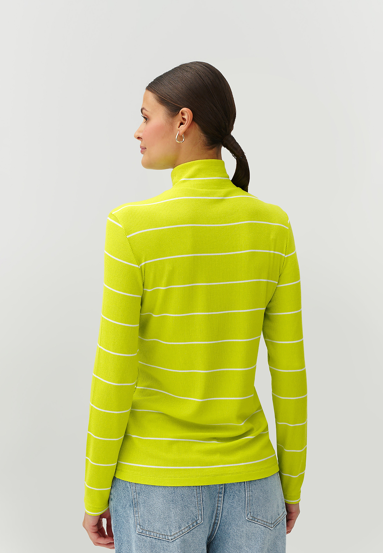 ŽENSKA ČRTASTA BLUZA S POLVRATOM - GOLTIKA 1 ŽENSKA ČRTASTA BLUZA S POLVRATOM - GOLTIKA 1 ZELENA 94436