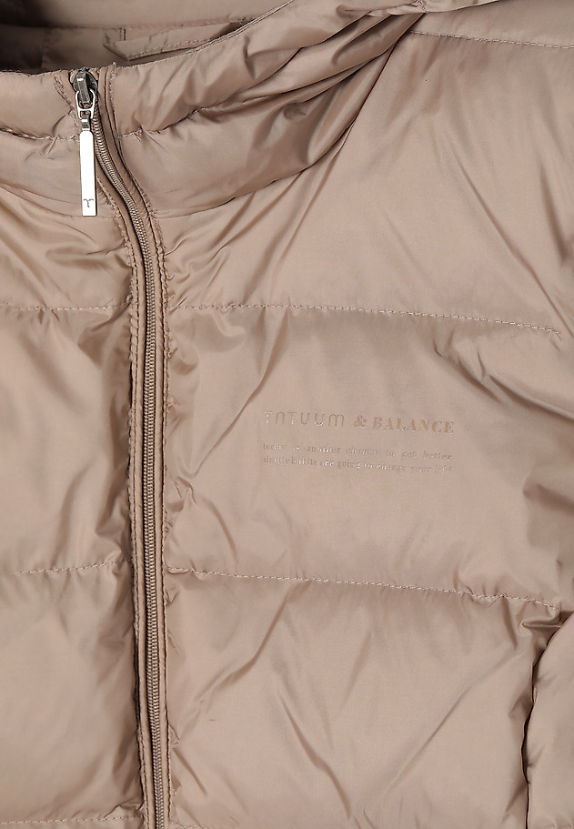 LADIES' PUFFER JACKET WITH A HOOD ULATI LADIES' PUFFER JACKET WITH A HOOD ULATI BEŻOWY 7