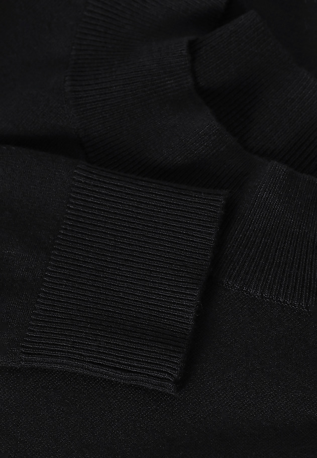 UNIVERSAL LADIES’ SWEATER WITH A HALF-TURTLENECK NAWIKO 1 UNIVERSAL LADIES’ SWEATER WITH A HALF-TURTLENECK NAWIKO 1 BLACK 6