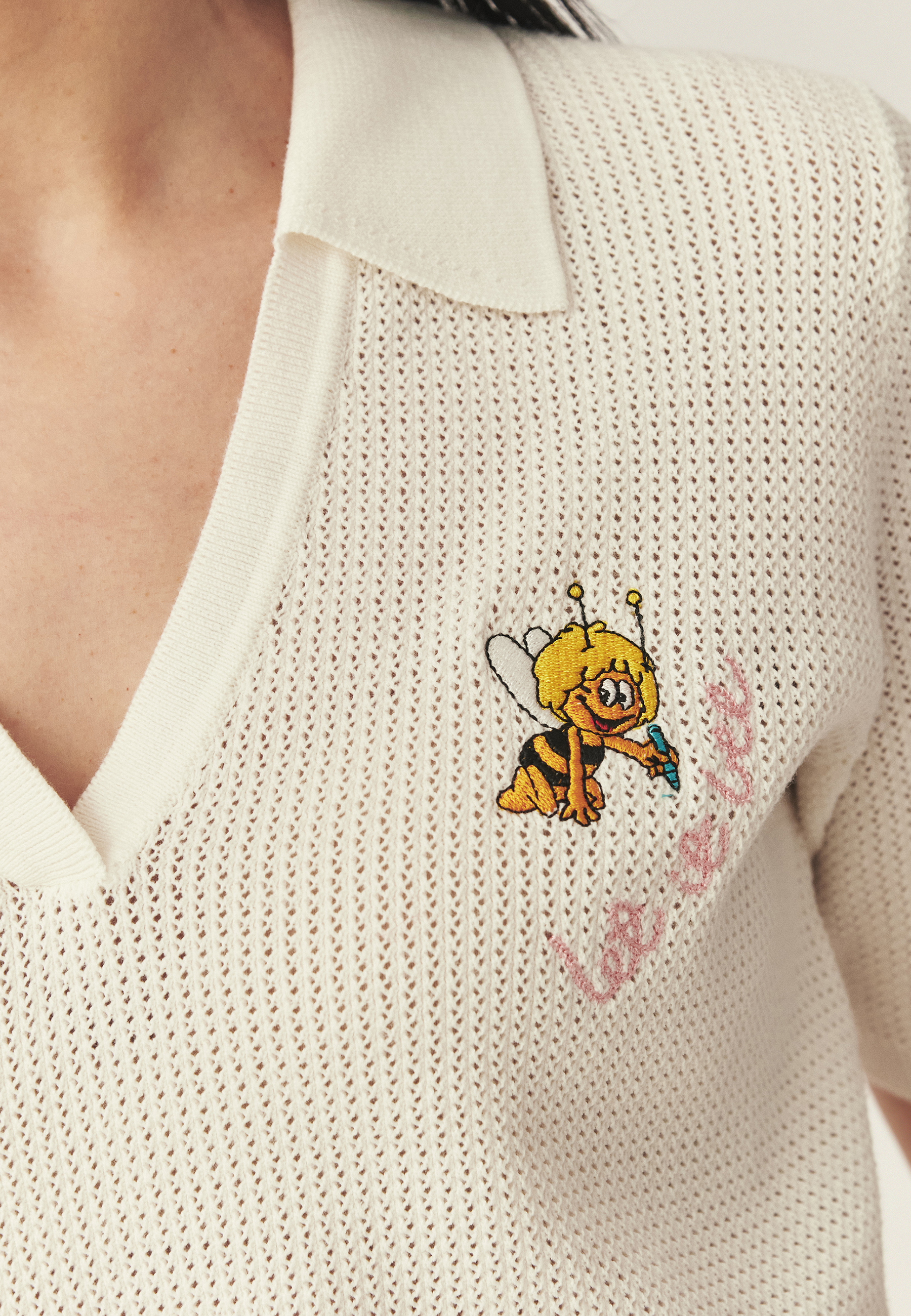 PLETENÁ BLÚZKA S GOLIEROM – TISA