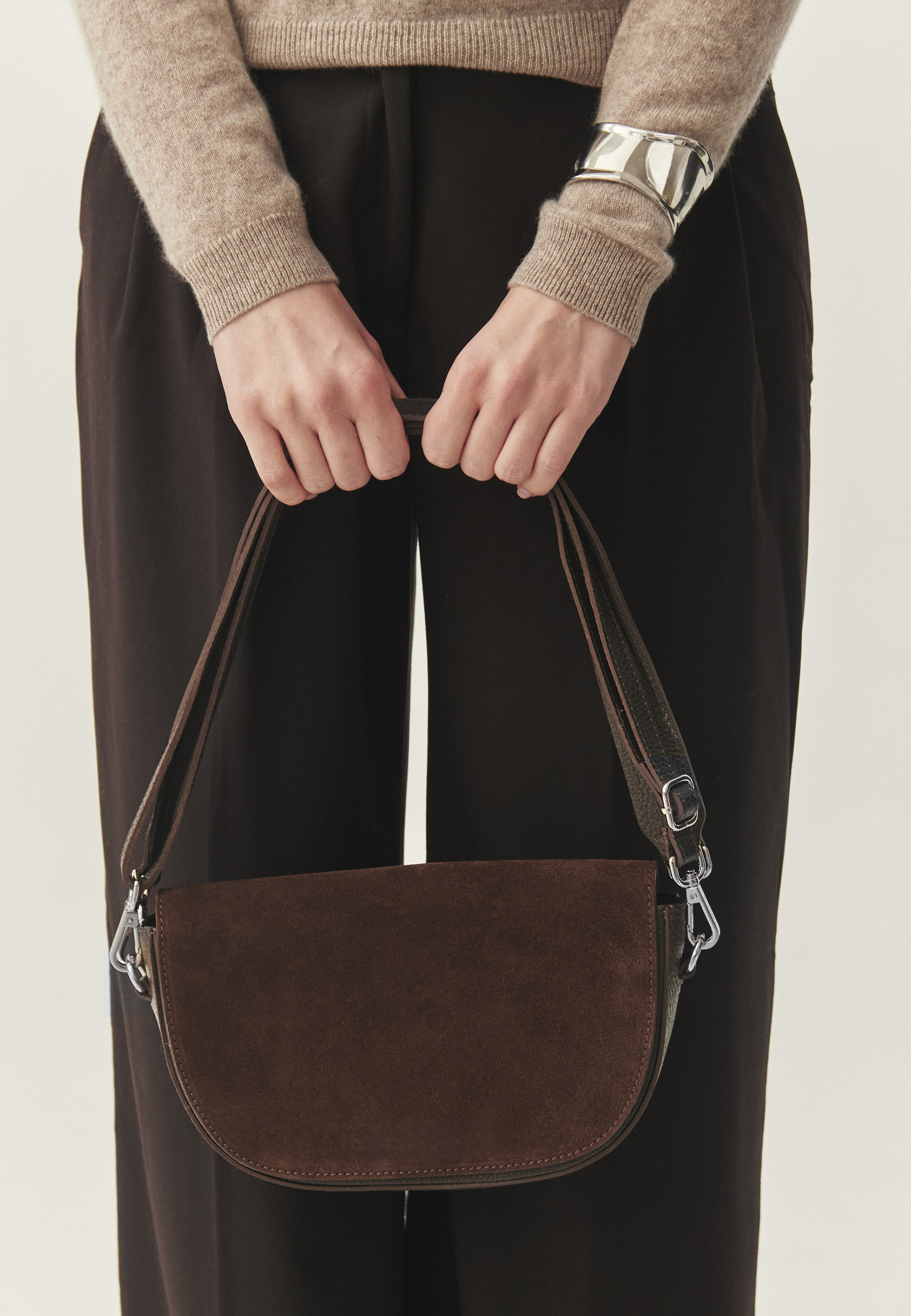 KOŽENÁ TAŠKA SO SEMIŠOVOU CHLOPŇOU - VESI HNEDÁ 2