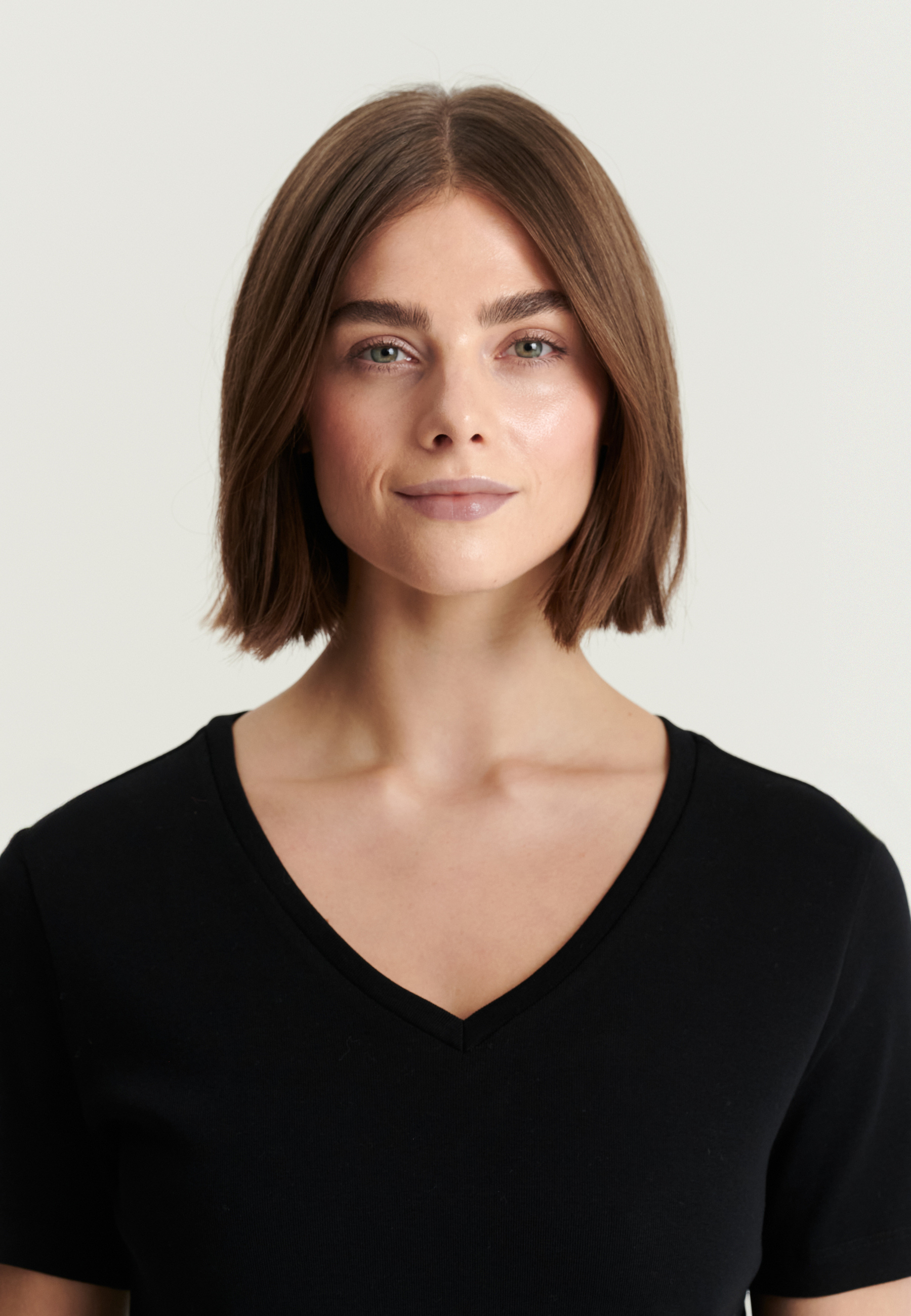 WOMEN'S COTTON T-SHIRT - FINI BLACK 2