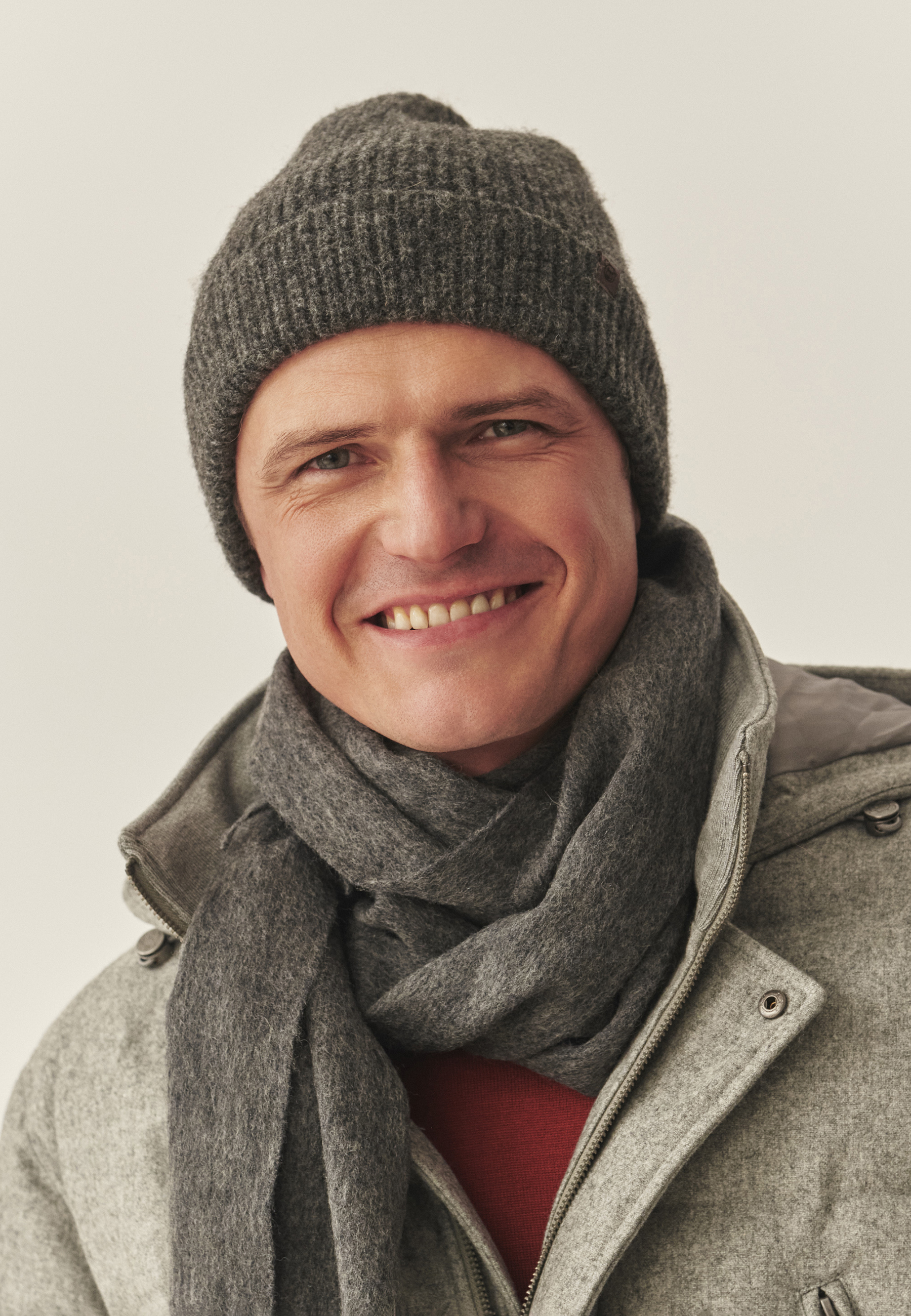 MĘSKA CZAPKA Z DOMIESZKĄ WEŁNY - CASPIANI SZARY 2