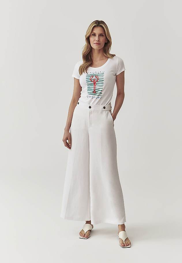 FITTED LADIES’ T-SHIRT IN MARINE PRINT - ANTONIA 2 FITTED LADIES’ T-SHIRT IN MARINE PRINT - ANTONIA 2 BIAŁY 2
