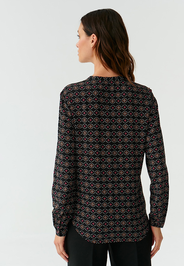 PATTERNED LADIES’ BLOUSE WITH A STAND-UP COLLAR KLERI PATTERNED LADIES’ BLOUSE WITH A STAND-UP COLLAR KLERI MULTIKOLOR 4
