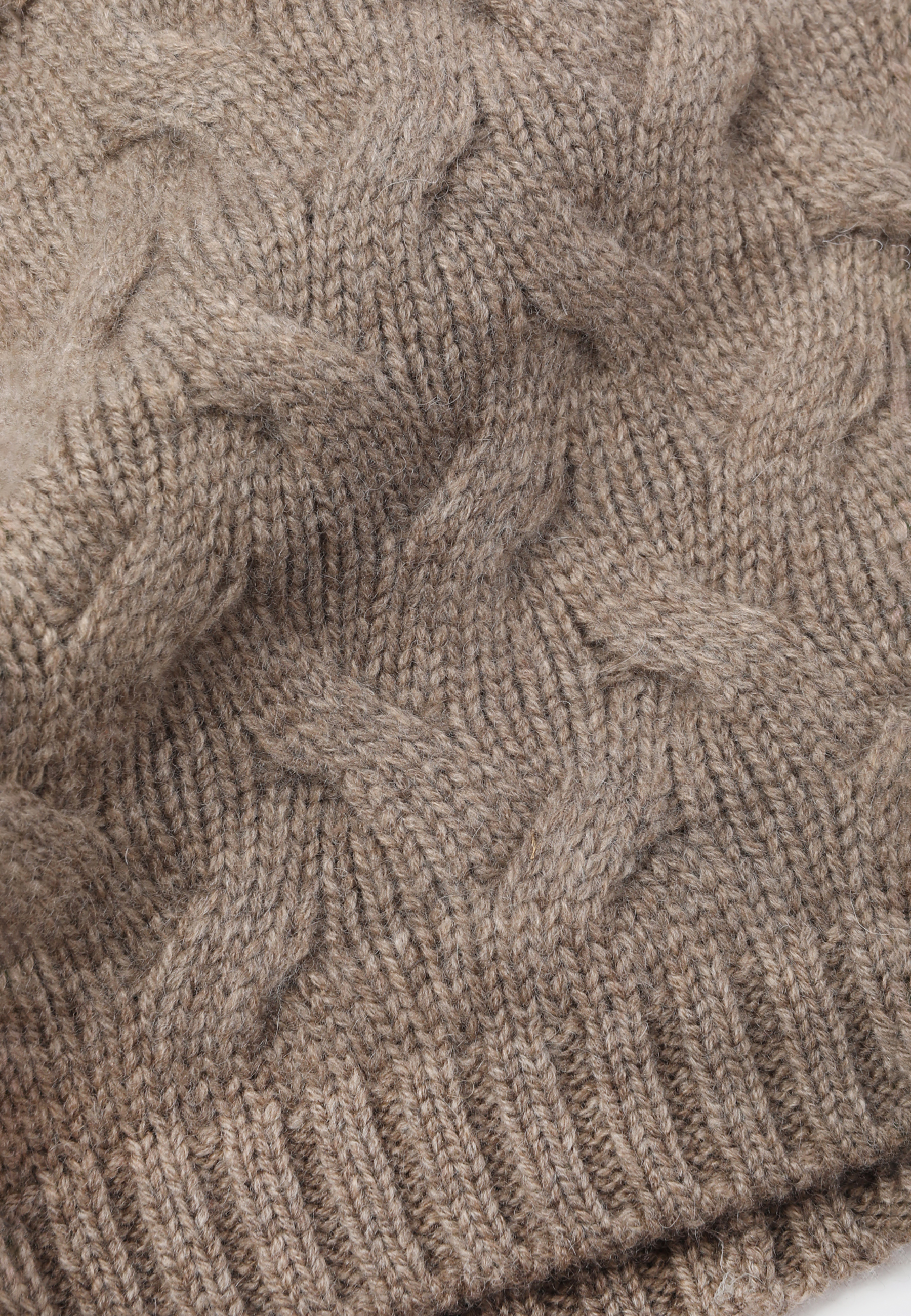 ȘAPCĂ DE DAMĂ TRICOTATĂ DIN LÂNĂ ȘI CAȘMIR - FINKA