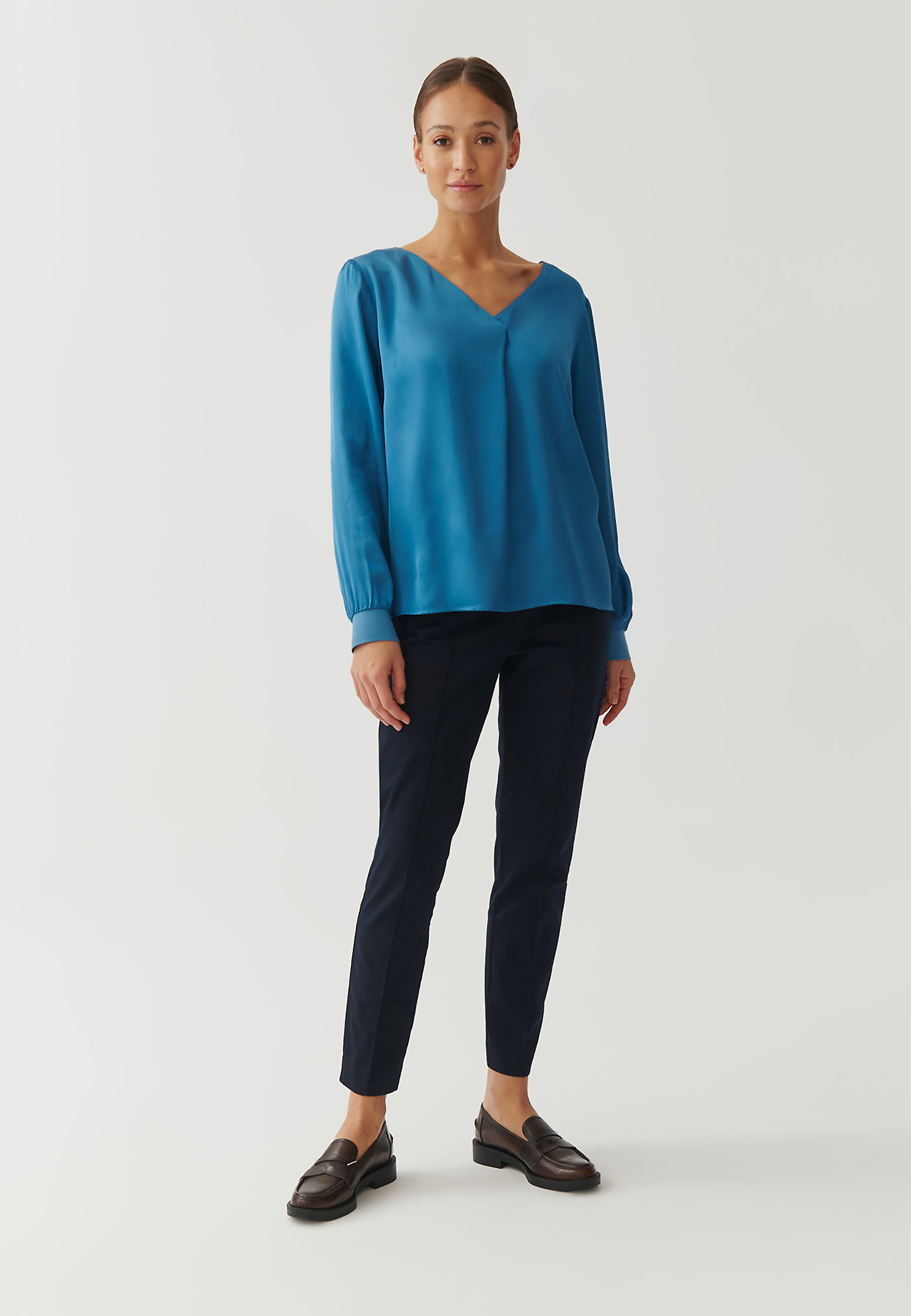 ŽENSKA BLUZA Z DOLGIMI ROKAVI - SANDRIKA ŽENSKA BLUZA Z DOLGIMI ROKAVI - SANDRIKA MODRA 95398