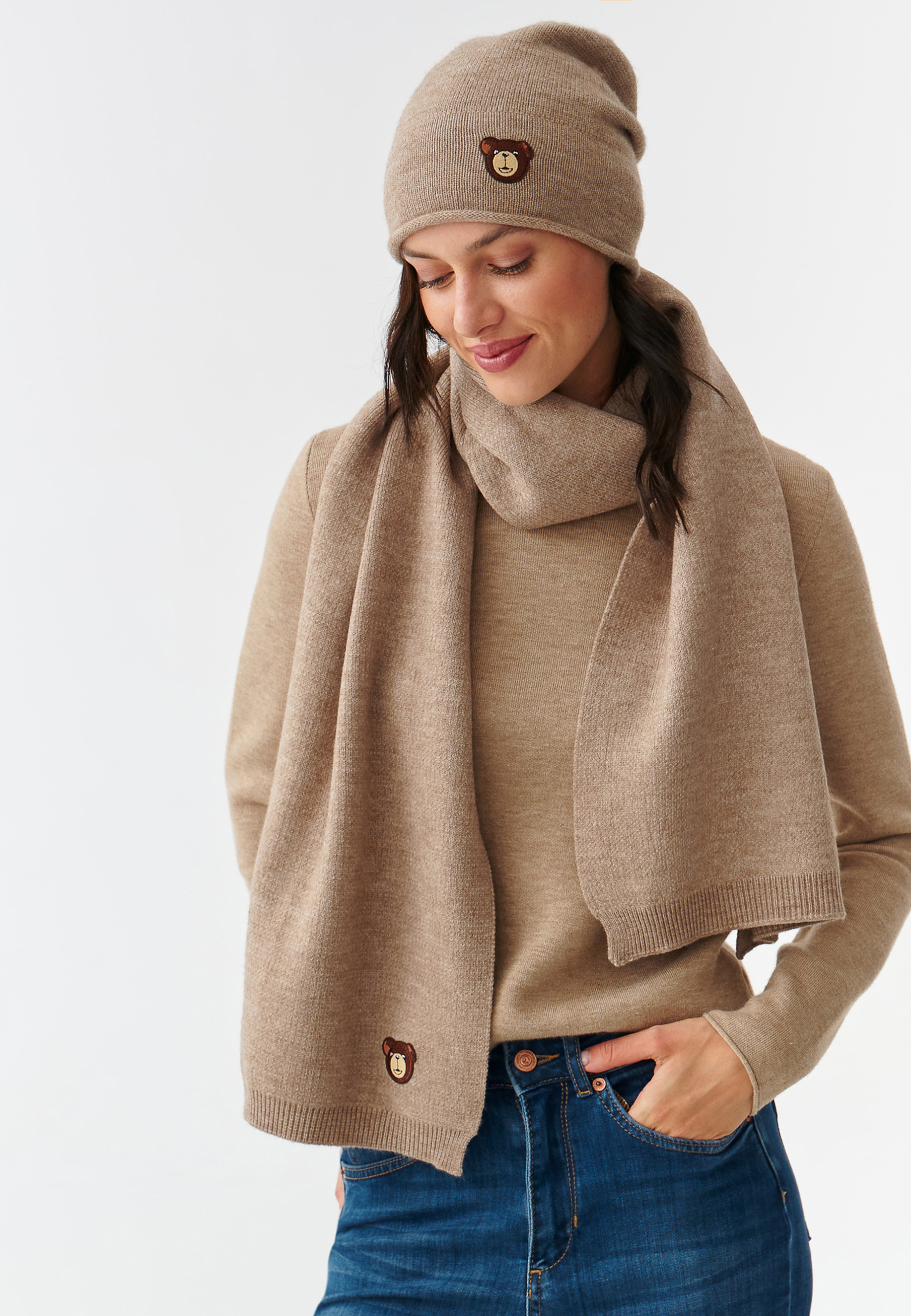 SZALIK DAMSKI DZIANINOWY TILIN