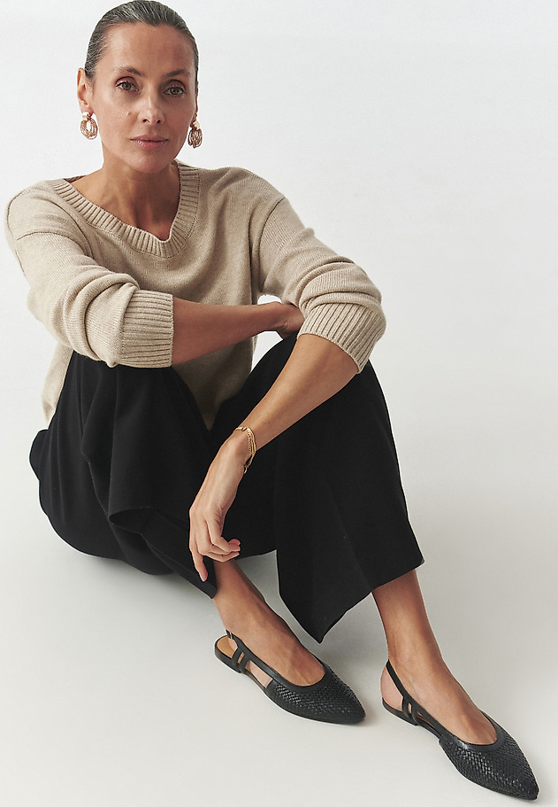 KOŽENÉ BALERÍNY S OTEVŘENOU PATOU — DEVI KOŽENÉ BALERÍNY S OTEVŘENOU PATOU — DEVI ČERNÁ 2