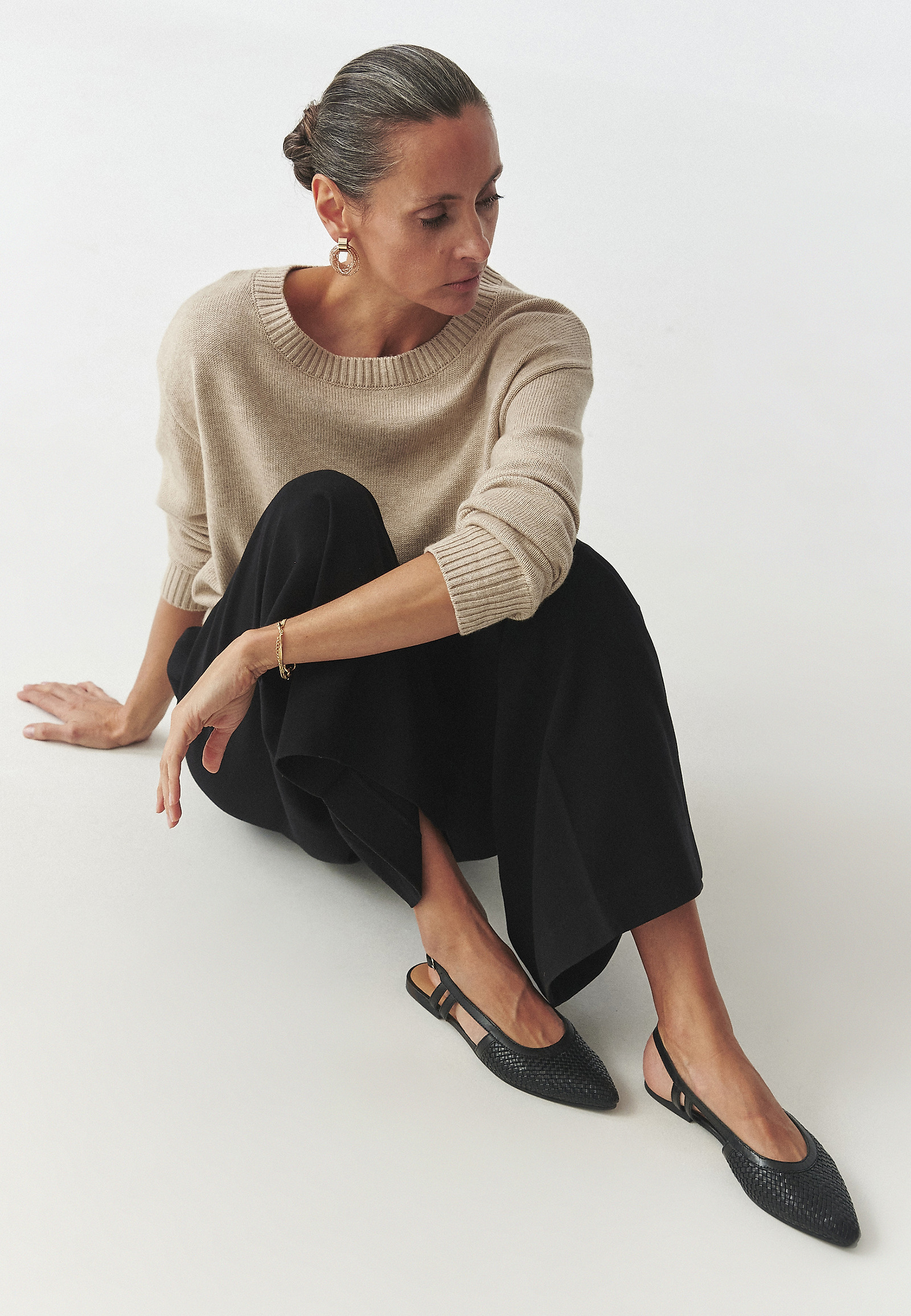 KOŽENÉ BALERÍNY S OTEVŘENOU PATOU — DEVI KOŽENÉ BALERÍNY S OTEVŘENOU PATOU — DEVI ČERNÁ 109120