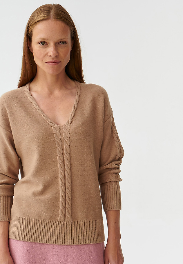 LADIES’ SWEATER WITH V-SHAPE NECKLINE POLI LADIES’ SWEATER WITH V-SHAPE NECKLINE POLI BEŻOWY 5