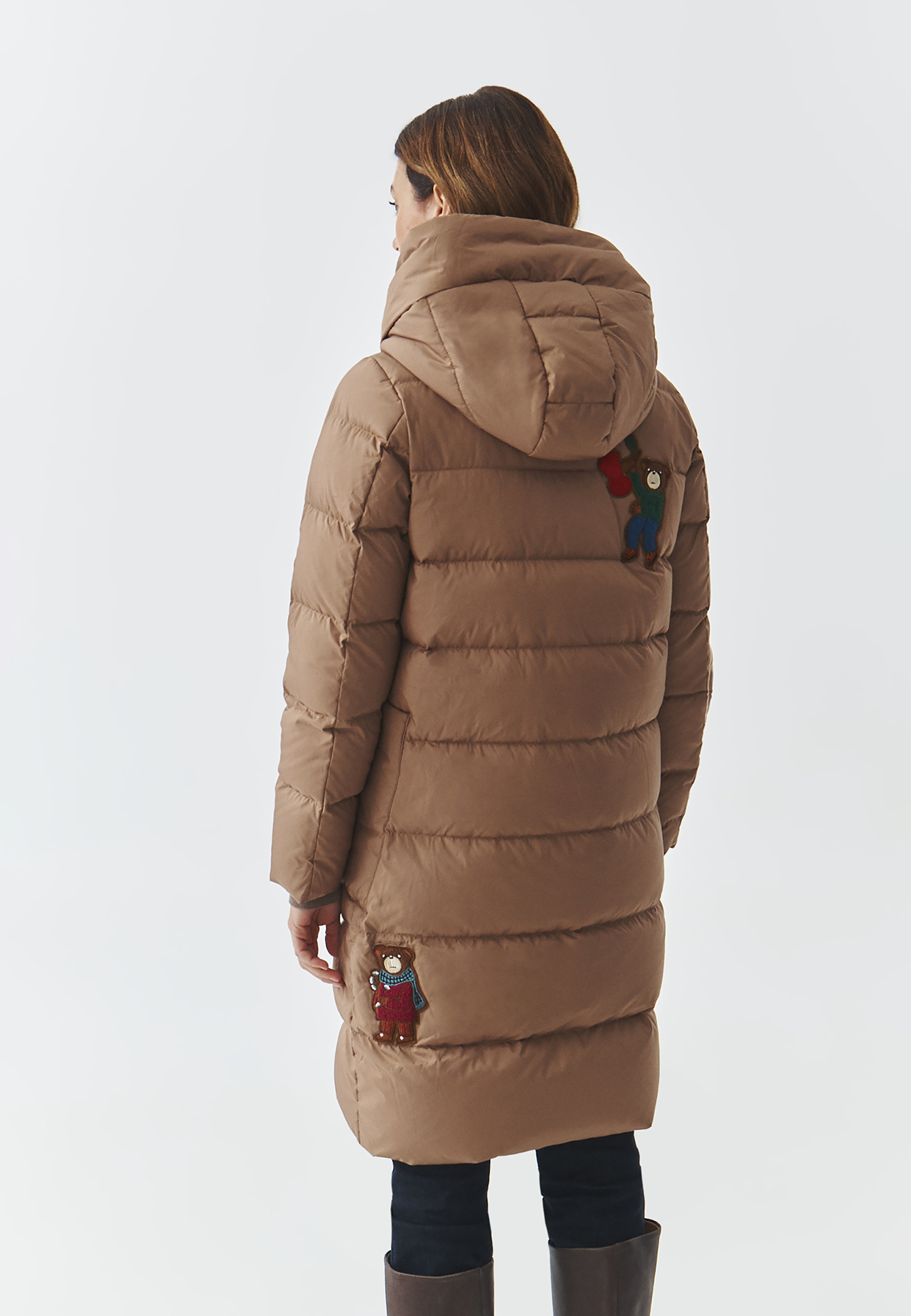 PALTON DE DAMĂ, DIN ȚESĂTURĂ, CU UMPLUTURĂ DIN PUF ȘI MOTIVUL URSULEȚULUI DE PLUȘ - VIOLA 1 BEJ 2