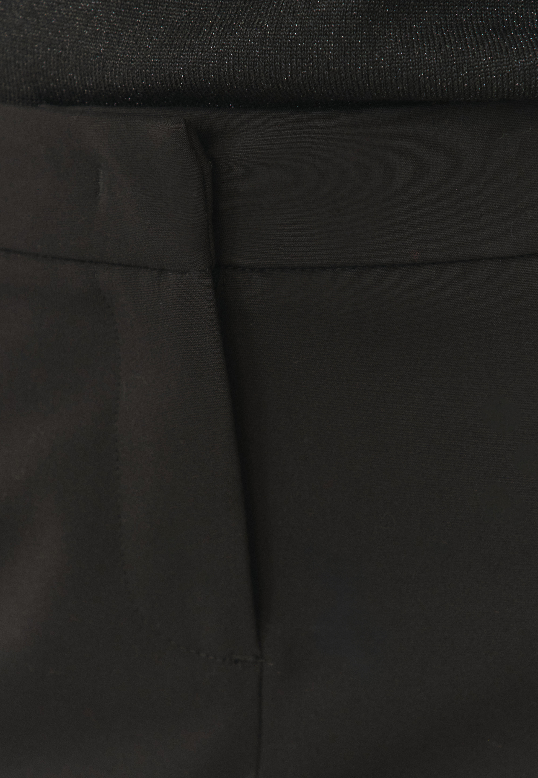 TKANINE HLAČE Z ELASTIČNIM PASOM - MAKOLO ČRNA 2