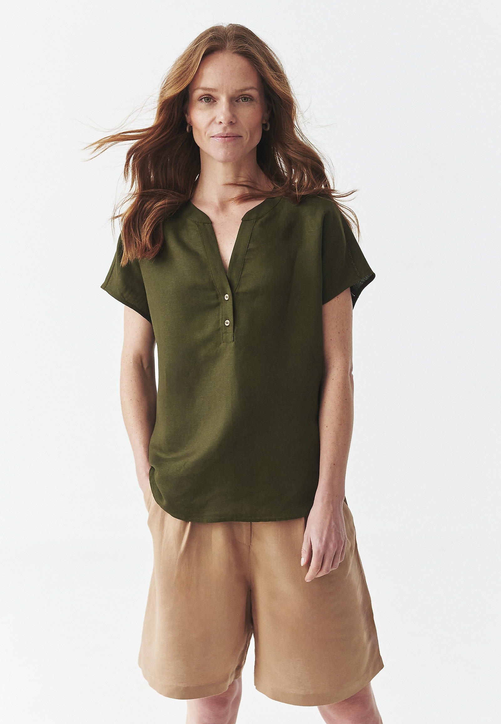 BLUZA IZ LANENIJA IN VISKOZE - SARAKINO BLUZA IZ LANENIJA IN VISKOZE - SARAKINO KAKI 109537