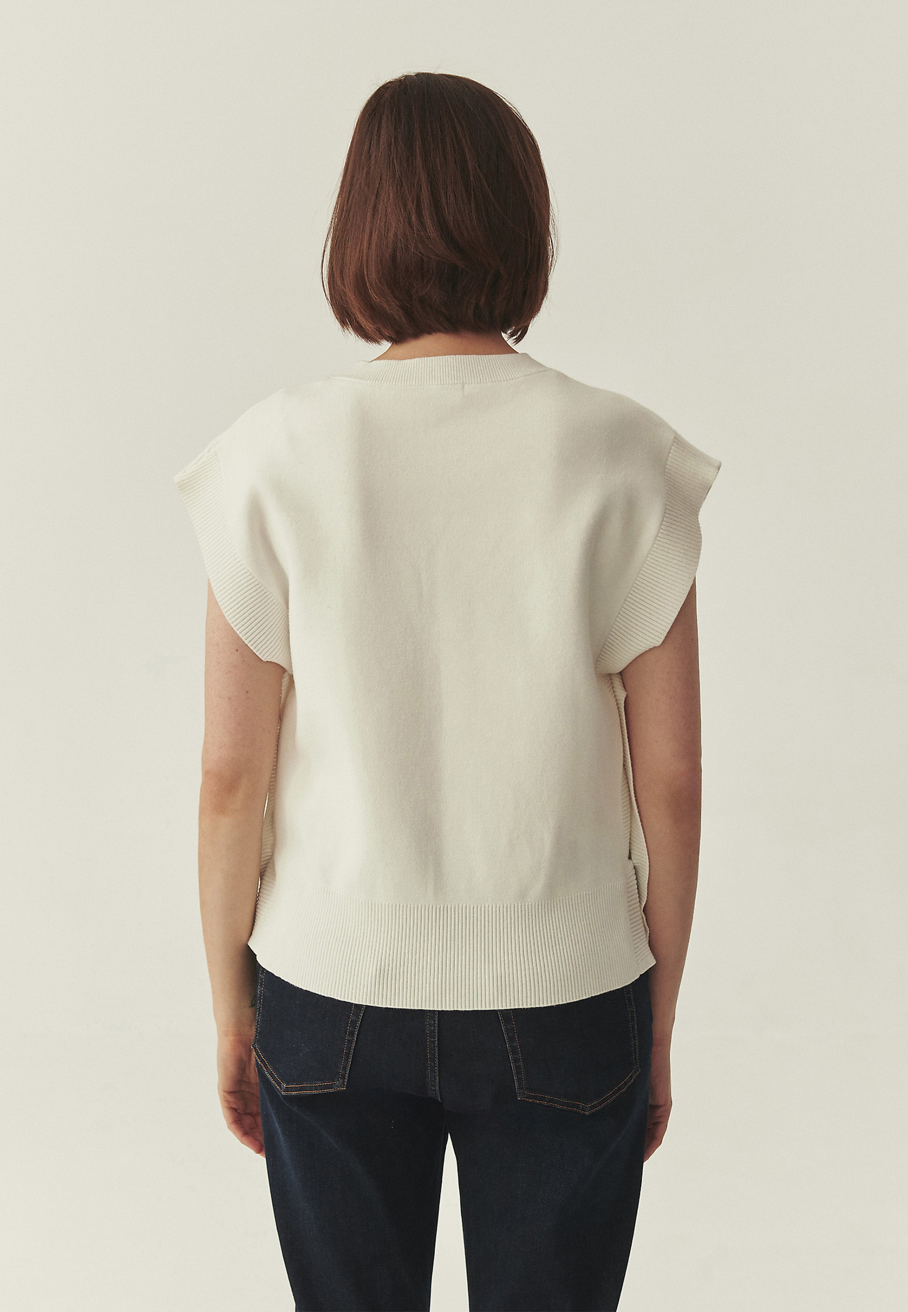 KAMIZELKA Z WISKOZĄ LENZING™ ECOVERO™ - KAMA 1 BIAŁY 2