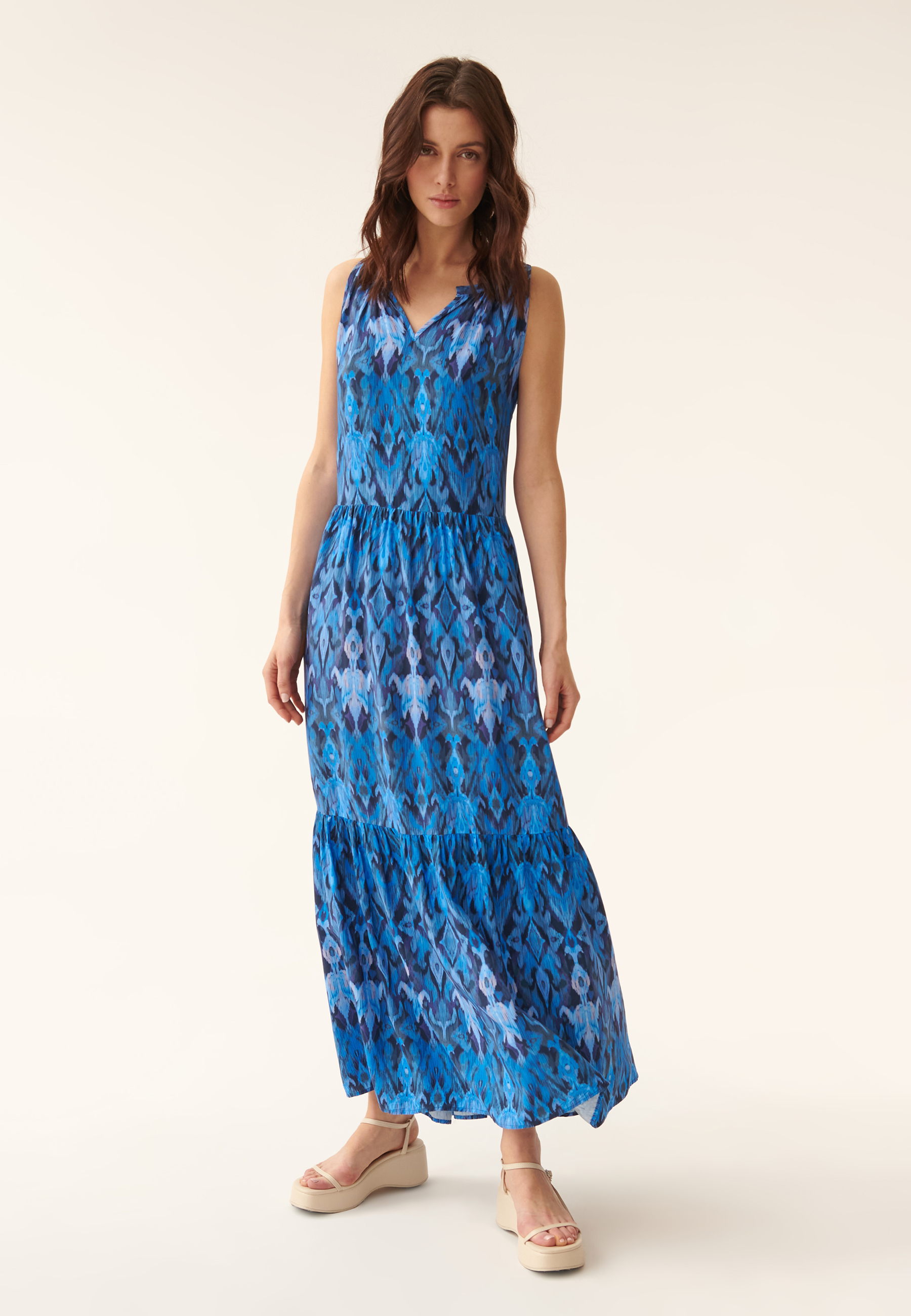 WZORZYSTA SUKIENKA MAXI OROKO 3 MULTIKOLOR 2