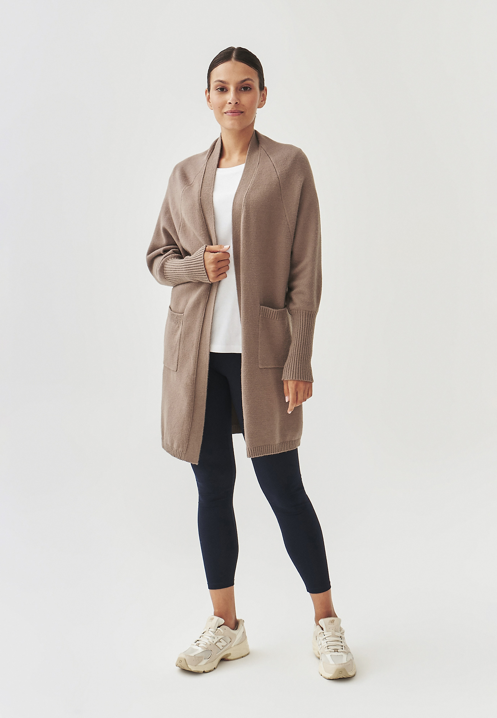 LADIES' LONG CARDIGAN WITH POCKETS - JAZIRO 1 LADIES' LONG CARDIGAN WITH POCKETS - JAZIRO 1 BEIGE 101050