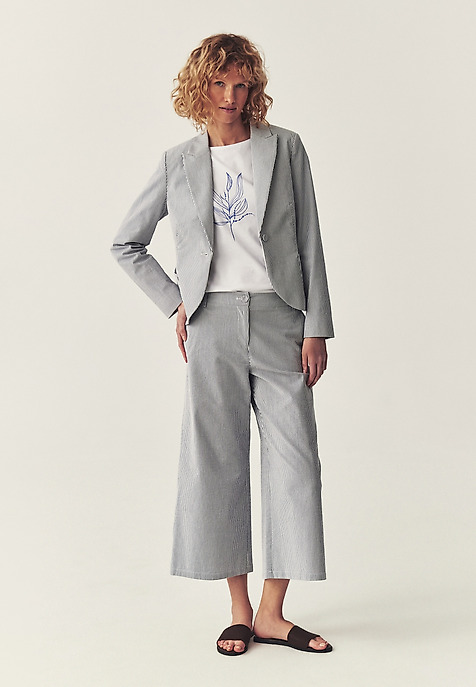 TKANINOWE SPODNIE Z SZEROKĄ NOGAWKĄ - NAKO 1 TKANINOWE SPODNIE Z SZEROKĄ NOGAWKĄ - NAKO 1