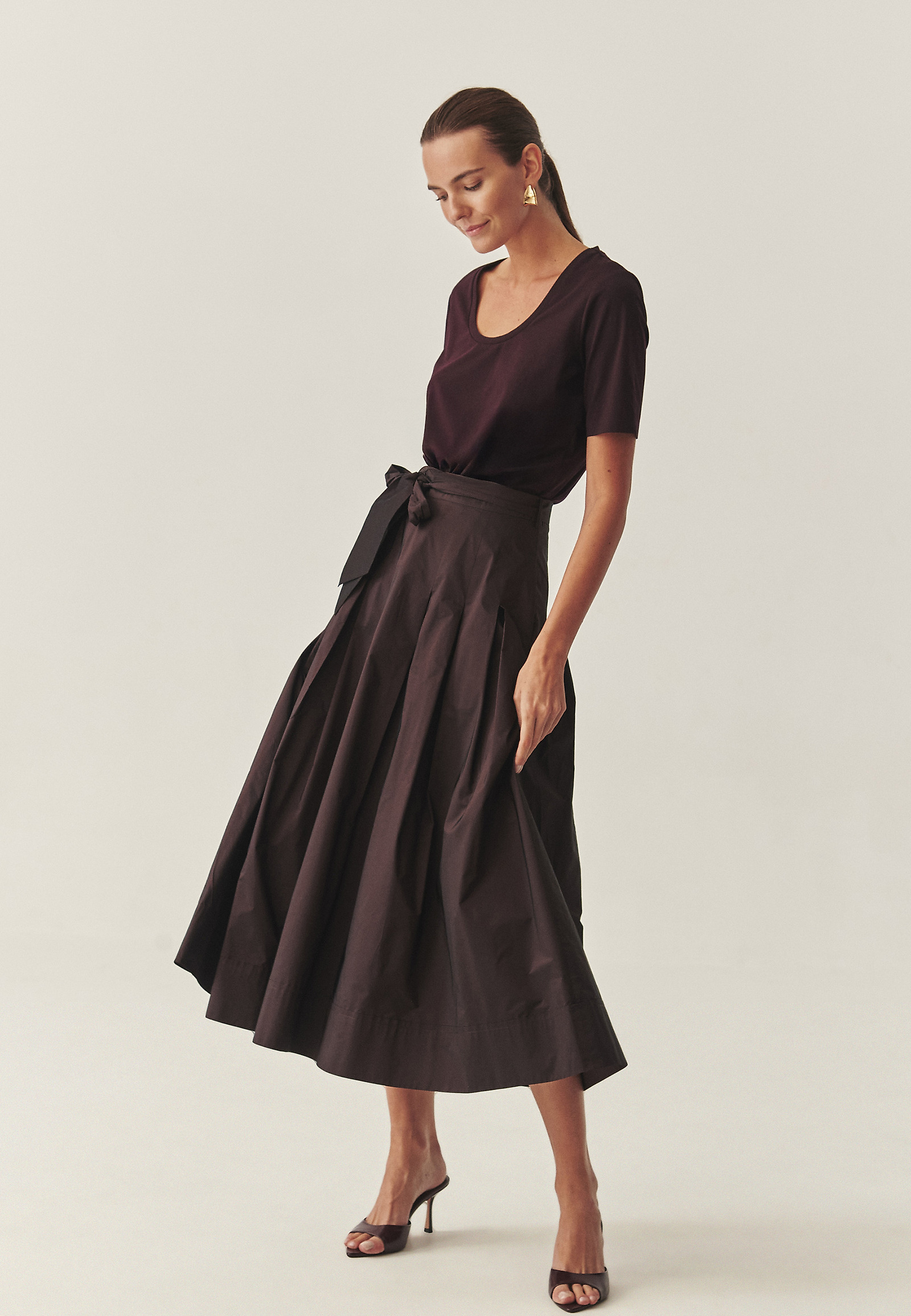 GLAMOROUS SKIRT WITH A BELT AT THE WAIST - TAFTANI GLAMOROUS SKIRT WITH A BELT AT THE WAIST - TAFTANI RED 119073