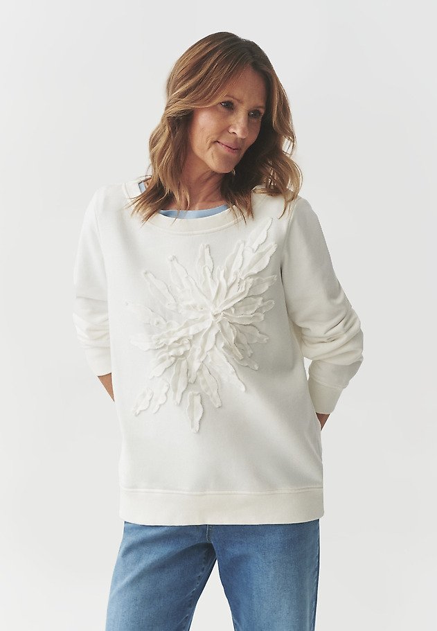 COTTON BLOUSE WITH FLORAL MOTIF — LATIKARIA COTTON BLOUSE WITH FLORAL MOTIF — LATIKARIA ECRU 5