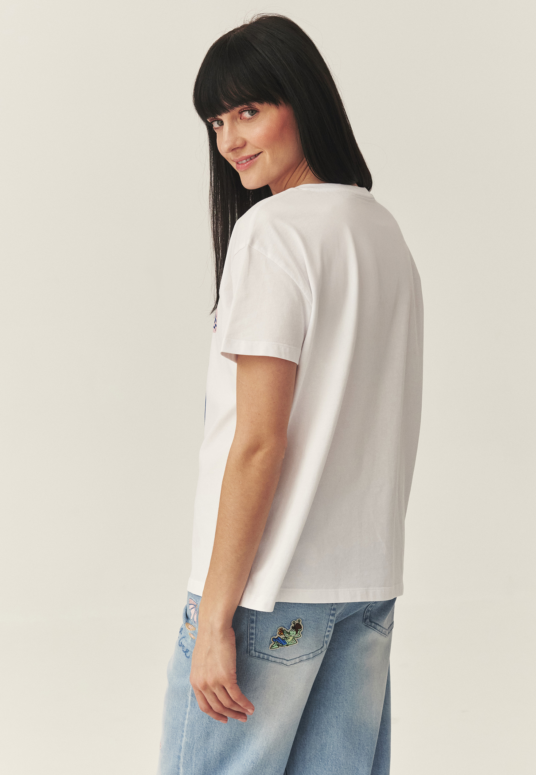 BAVLNENÉ TRIČKO S KVETINOVOU POTLAČOU – CARLA