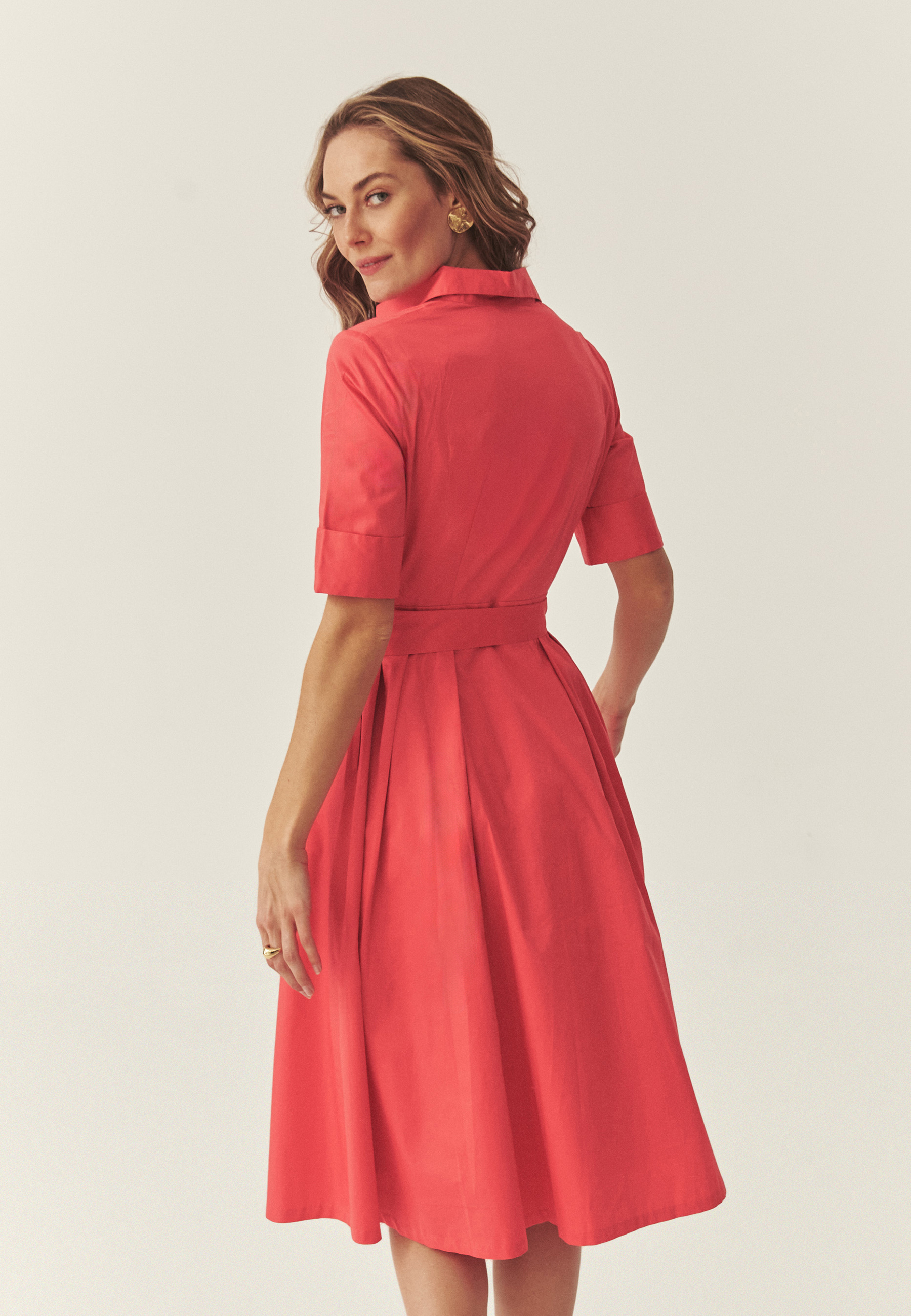 ROZŠÍŘENÉ BAVLNĚNÉ ŠATY – NIKI 1