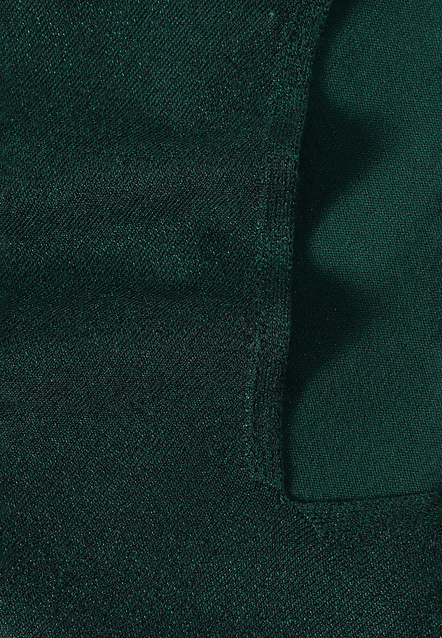 CLASSIC LADIES' JUMPER WITH V-NECK AND SHINY YARN — FLARE CLASSIC LADIES' JUMPER WITH V-NECK AND SHINY YARN — FLARE ZIELONY 7
