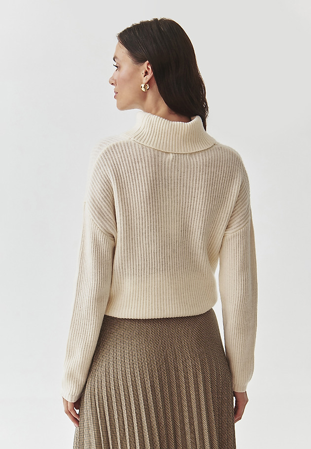 KLASYCZNY DAMSKI SWETER Z GOLFEM Z WEŁNY MERINO — BLANCHE KLASYCZNY DAMSKI SWETER Z GOLFEM Z WEŁNY MERINO — BLANCHE ECRU 4
