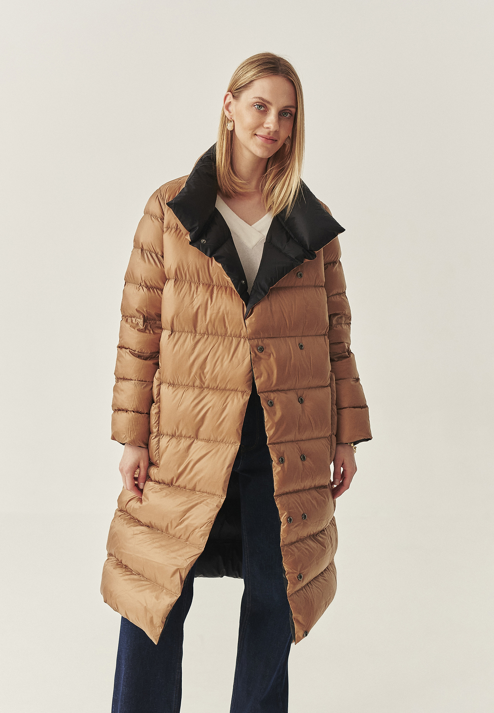 DOWN COAT WITH STAND-UP COLLAR - AKO DOWN COAT WITH STAND-UP COLLAR - AKO BLACK 114965