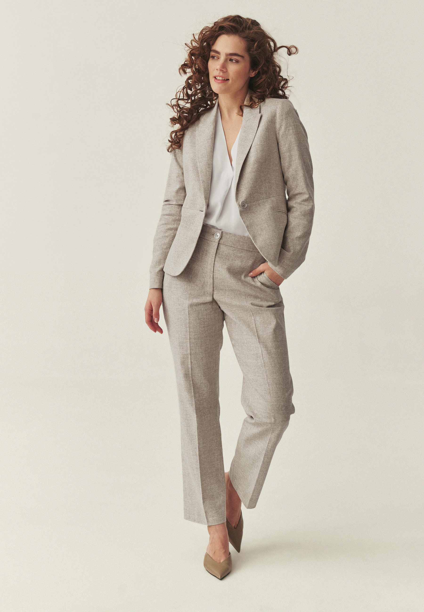 OBLEKOVÉ KALHOTY SE LNEM – ULATINA 1 BÉŽOVÁ 2