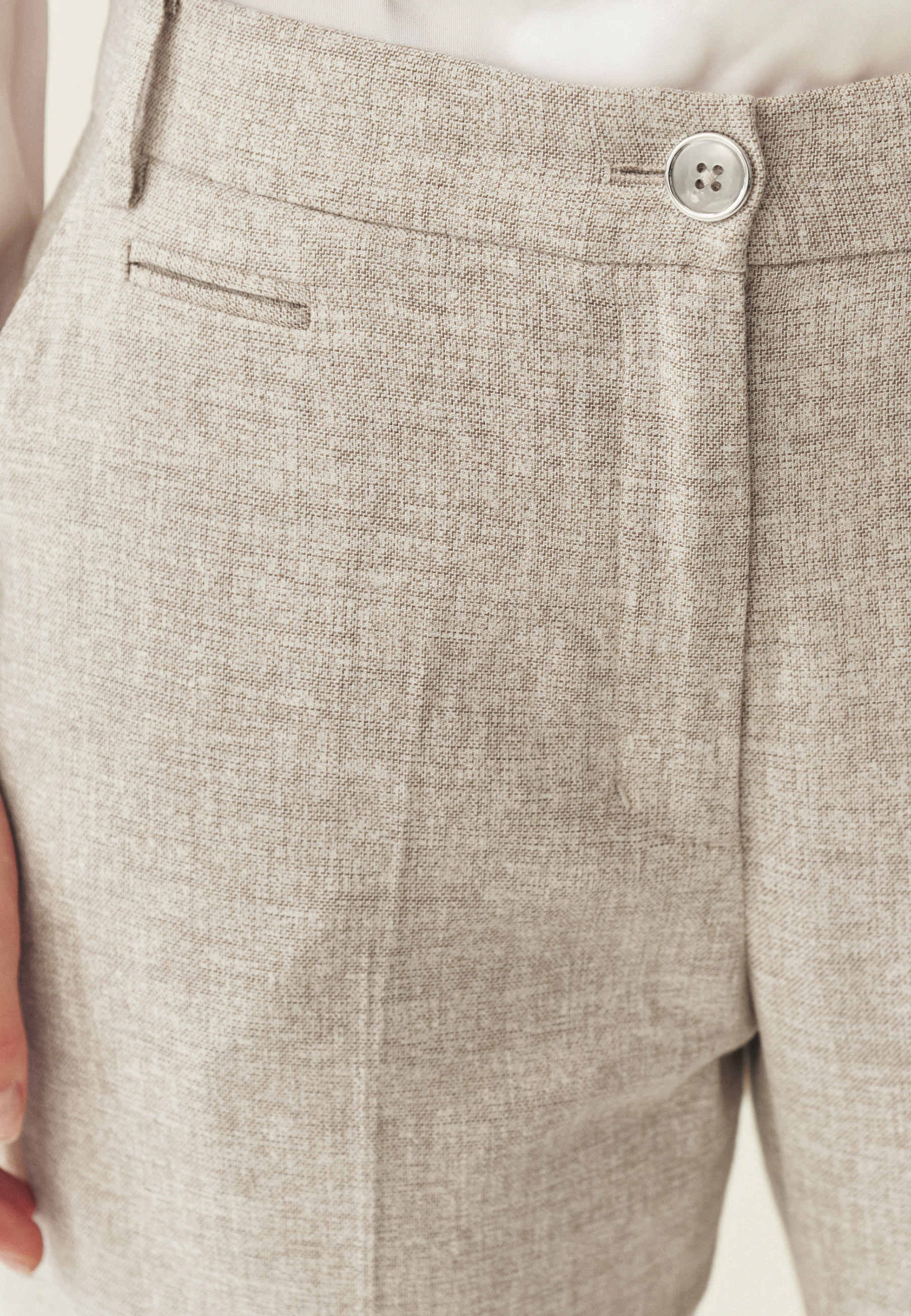 OBLEKOVÉ KALHOTY SE LNEM – ULATINA 1 BÉŽOVÁ 2