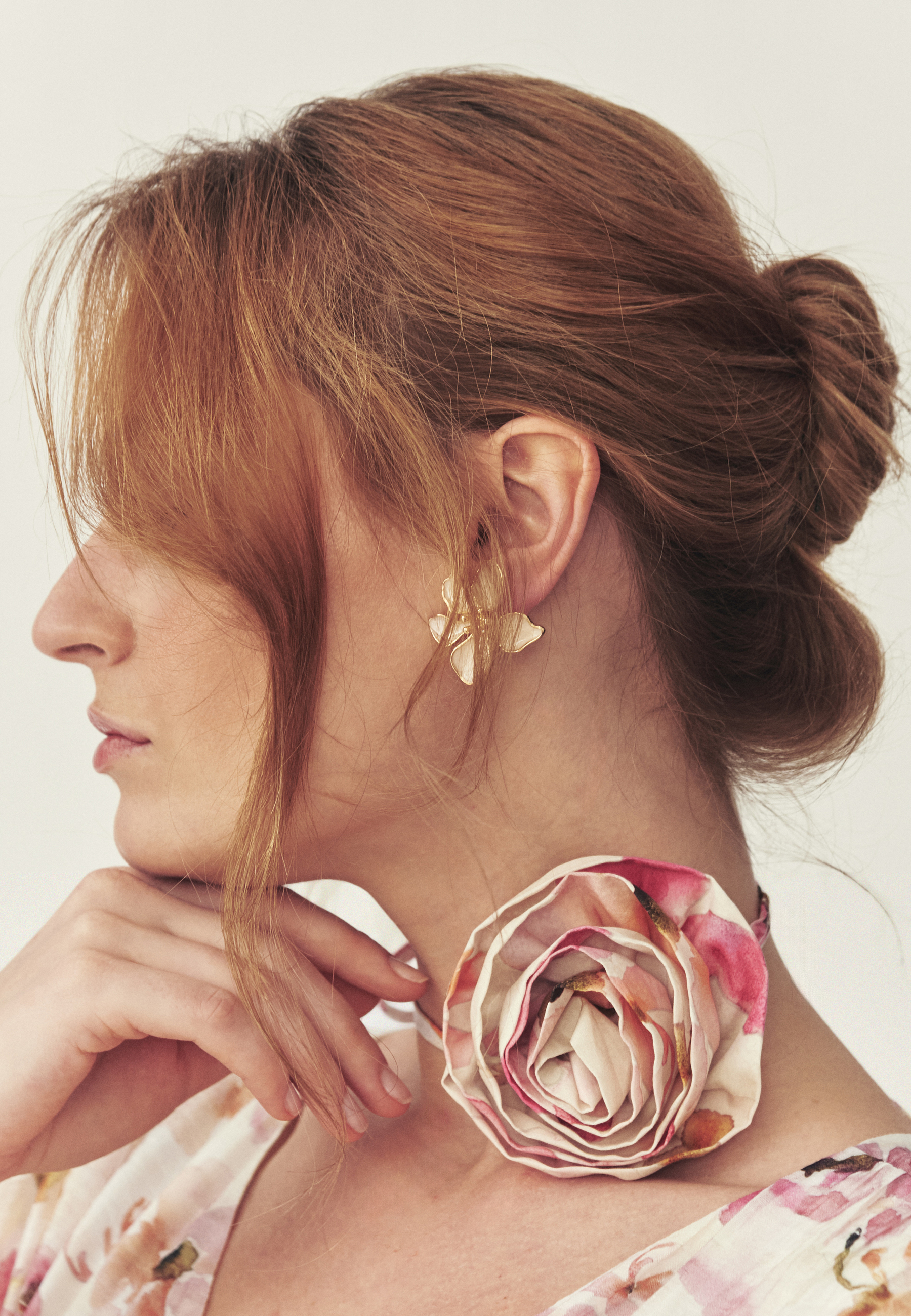 RÝCHLA ŠATY V KVIETOCH - SALINNA BIELA 2