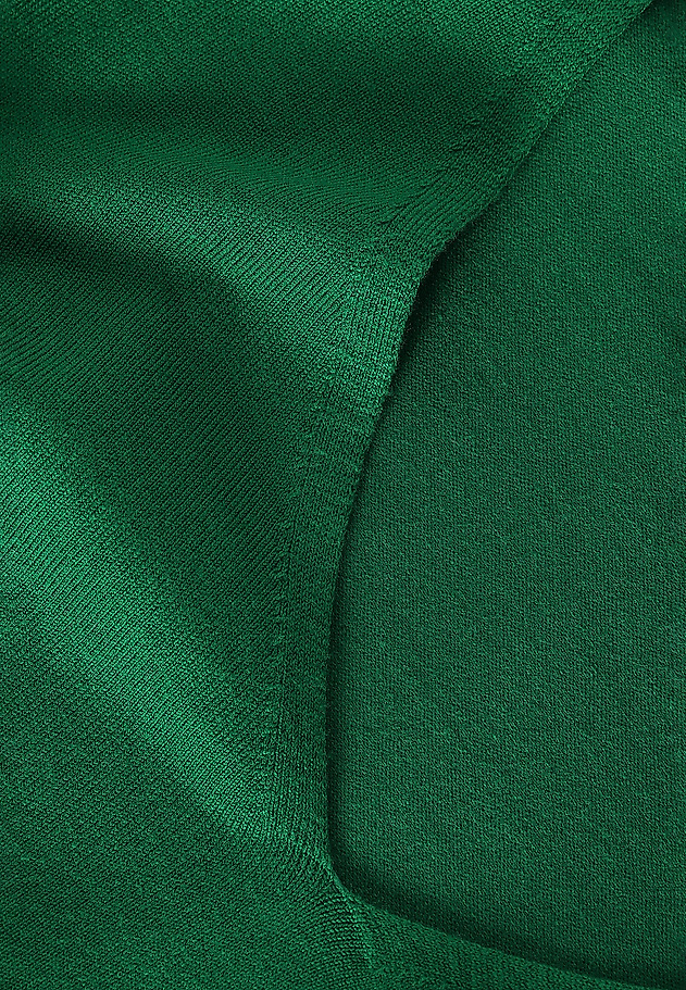 CLASSIC LADIES’ SWEATER WITH V-SHAPED NECKLINE TESSA 2 CLASSIC LADIES’ SWEATER WITH V-SHAPED NECKLINE TESSA 2 GREEN 8