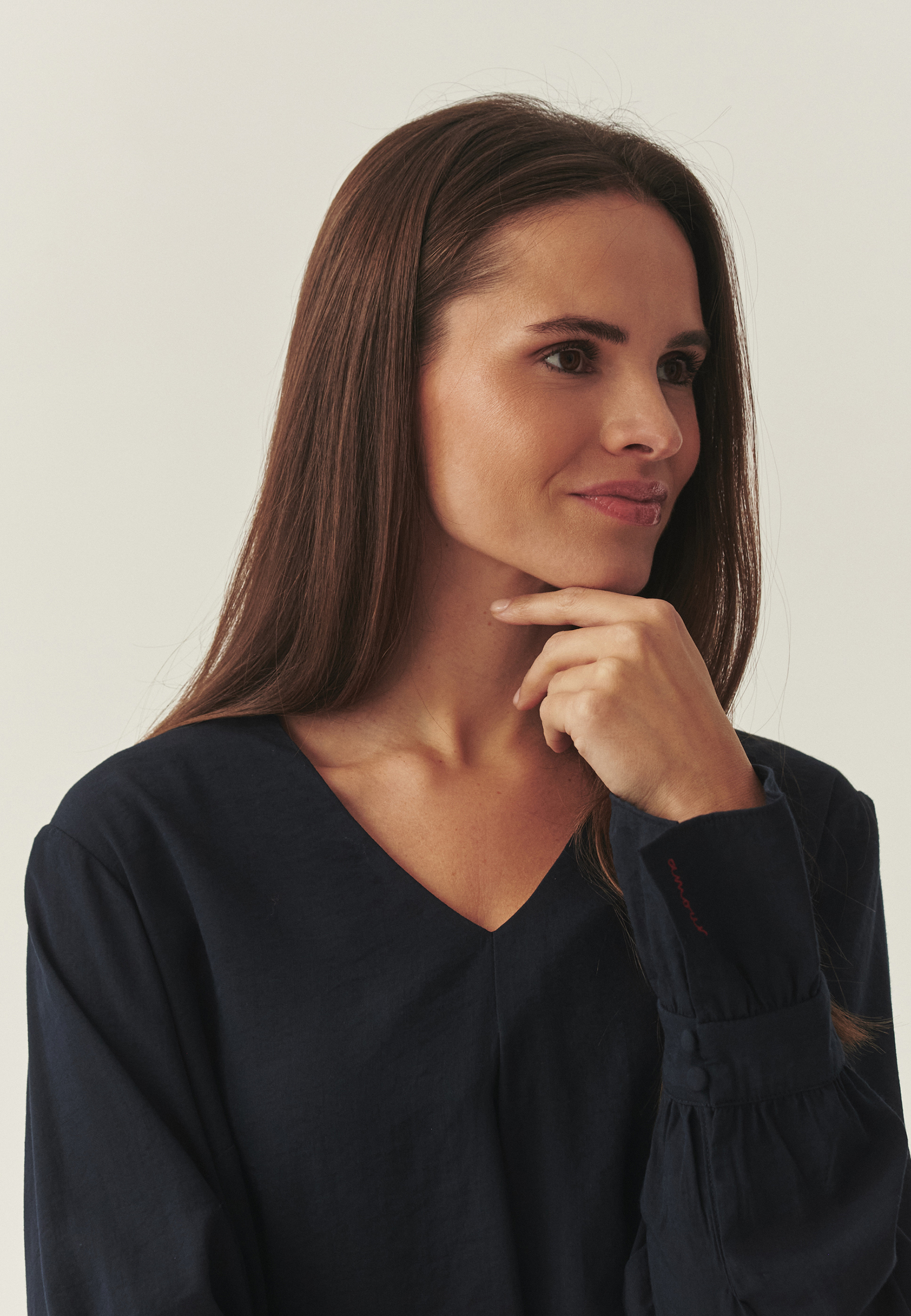 TKANINOWA BLUZKA Z HAFTEM - ENTRA GRANATOWY 2