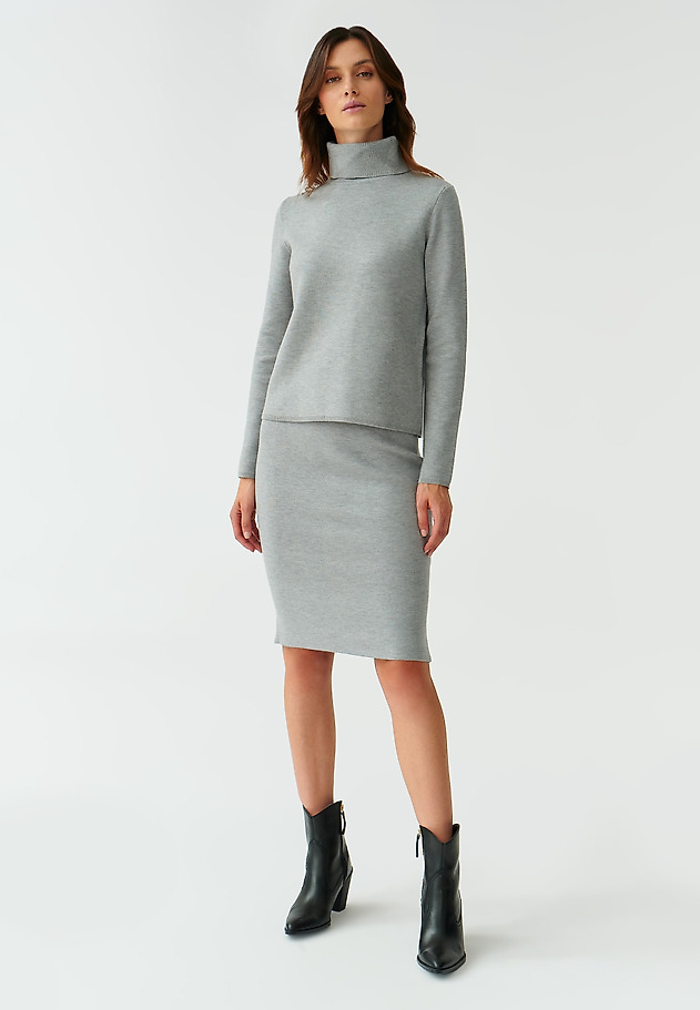 UNIVERSAL LADIES’ SWEATER WITH A TURTLENECK PIMPO 1 UNIVERSAL LADIES’ SWEATER WITH A TURTLENECK PIMPO 1 SZARY 2