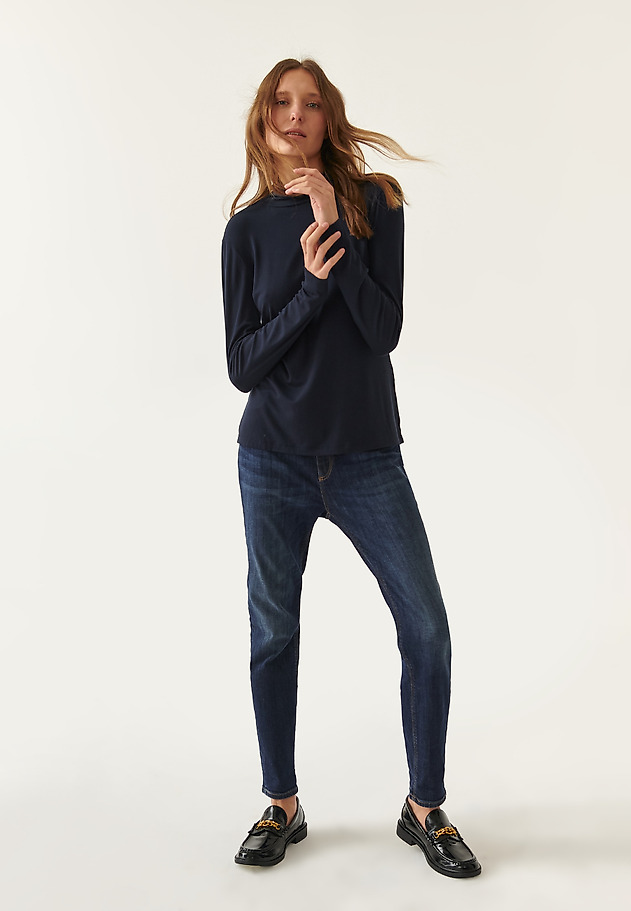 ŽENSKA BLUZA Z ROLOJEM GOLTIKA ŽENSKA BLUZA Z ROLOJEM GOLTIKA TEMNO MODRA 2