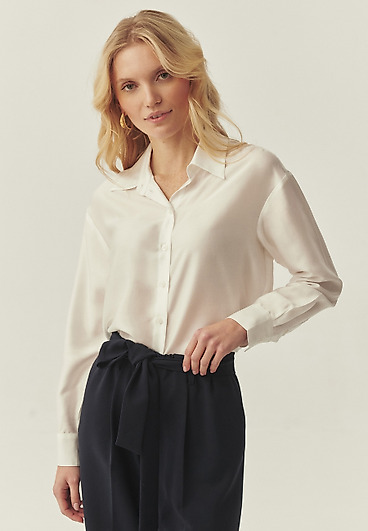 SWOBODNA KOSZULA Z LYOCELLU TENCEL™ - FREYA SWOBODNA KOSZULA Z LYOCELLU TENCEL™ - FREYA