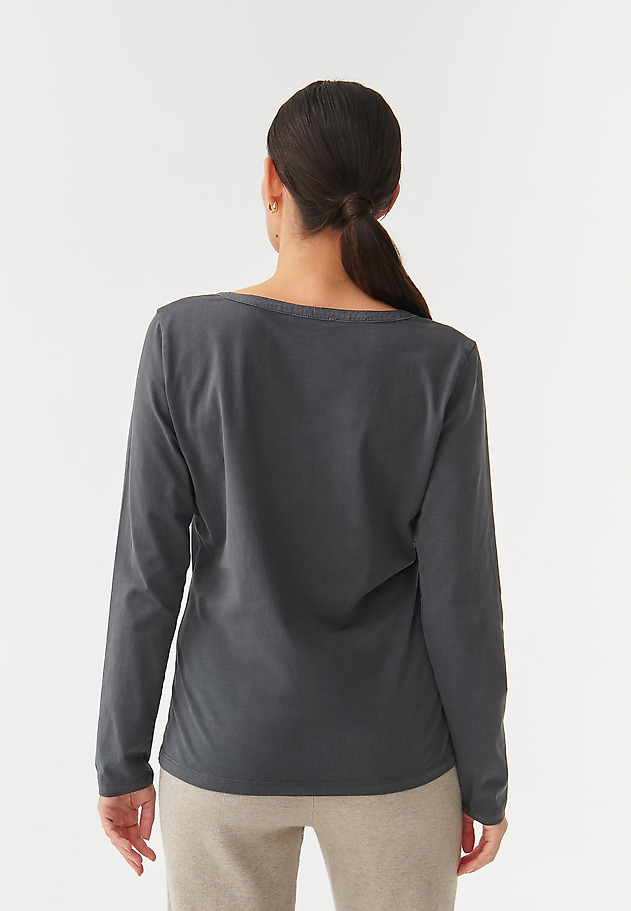 LADIES’ BLOUSE WITH A DECORATIVE MINI POCKET ASTRID LADIES’ BLOUSE WITH A DECORATIVE MINI POCKET ASTRID SZARY 3