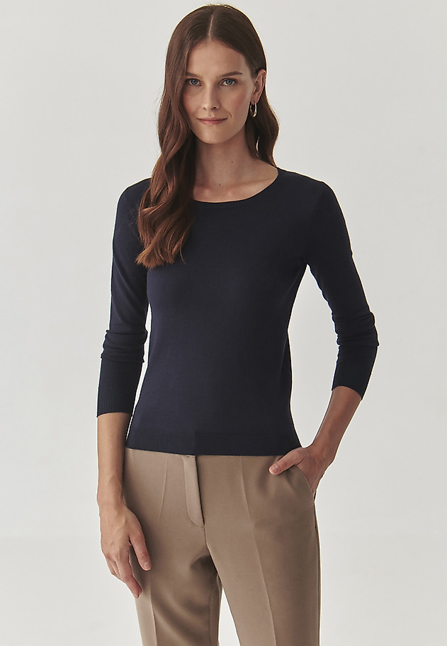 CLASSIC LADIES’ SWEATER WITH ROUND NECKLINE - TESSINI CLASSIC LADIES’ SWEATER WITH ROUND NECKLINE - TESSINI GRANATOWY 1