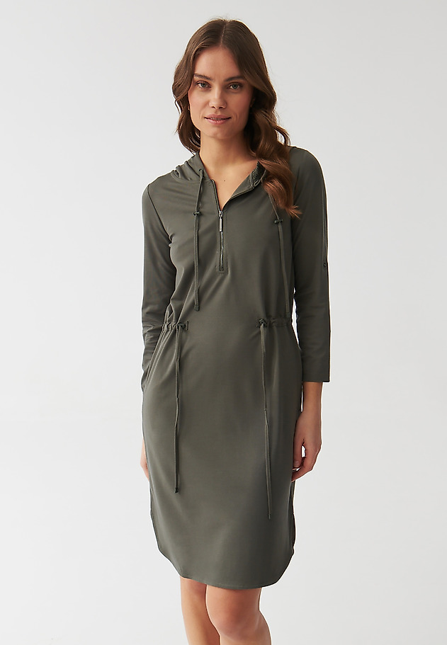 PRACTICAL LADIES’ DRESS WITH A HOOD - MOLOKO PRACTICAL LADIES’ DRESS WITH A HOOD - MOLOKO KHAKI 3