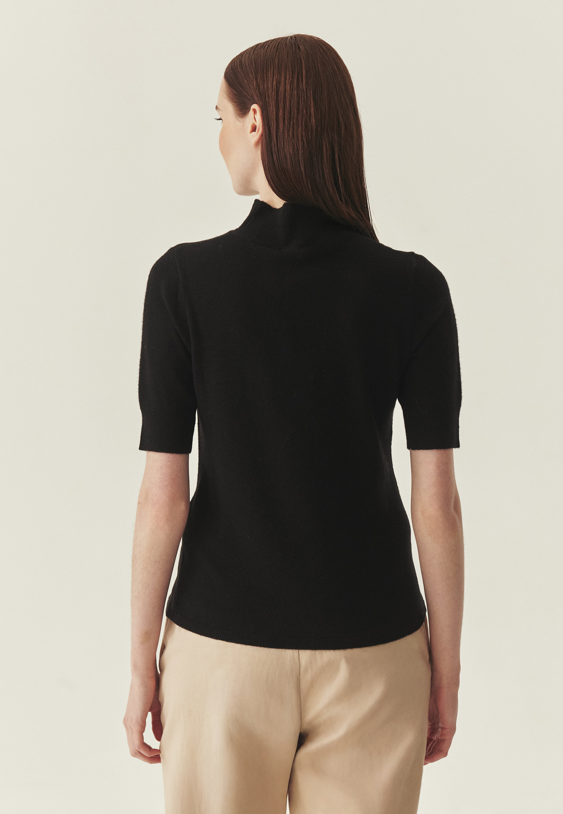 WEŁNIANY SWETER Z GOLFEM - LU CZARNY 2