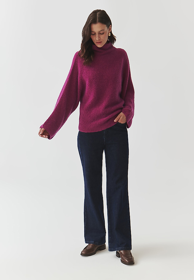 LADIES' TURTLENECK JUMPER WITH WIDE SLEEVES — MAZZY 1 LADIES' TURTLENECK JUMPER WITH WIDE SLEEVES — MAZZY 1 FIOLETOWY 2