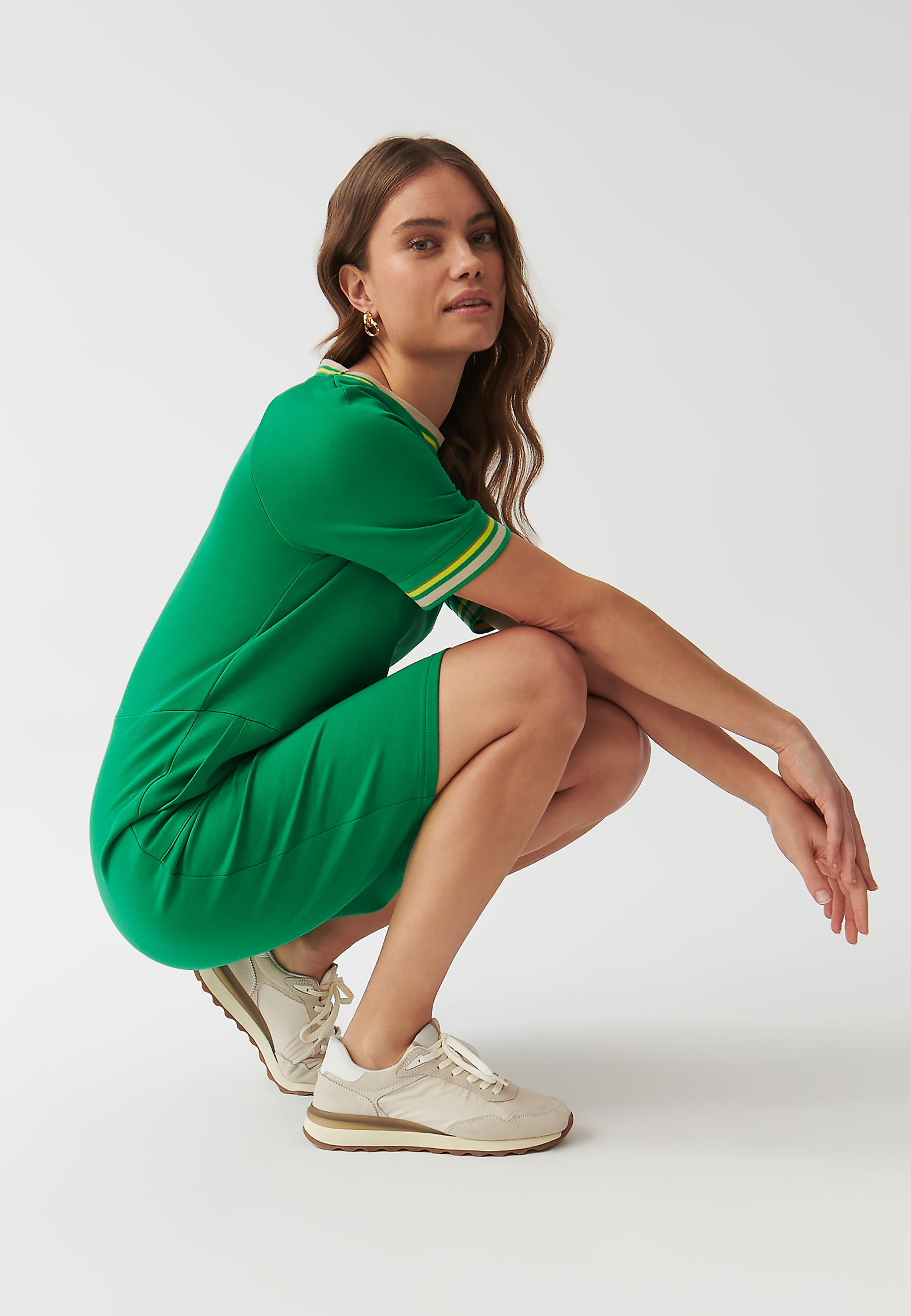 ROCHIE TRICOTATĂ, CU ELEMENTE RIPSATE ÎN DUNGI - CAMILA ROCHIE TRICOTATĂ, CU ELEMENTE RIPSATE ÎN DUNGI - CAMILA VERDE 96127